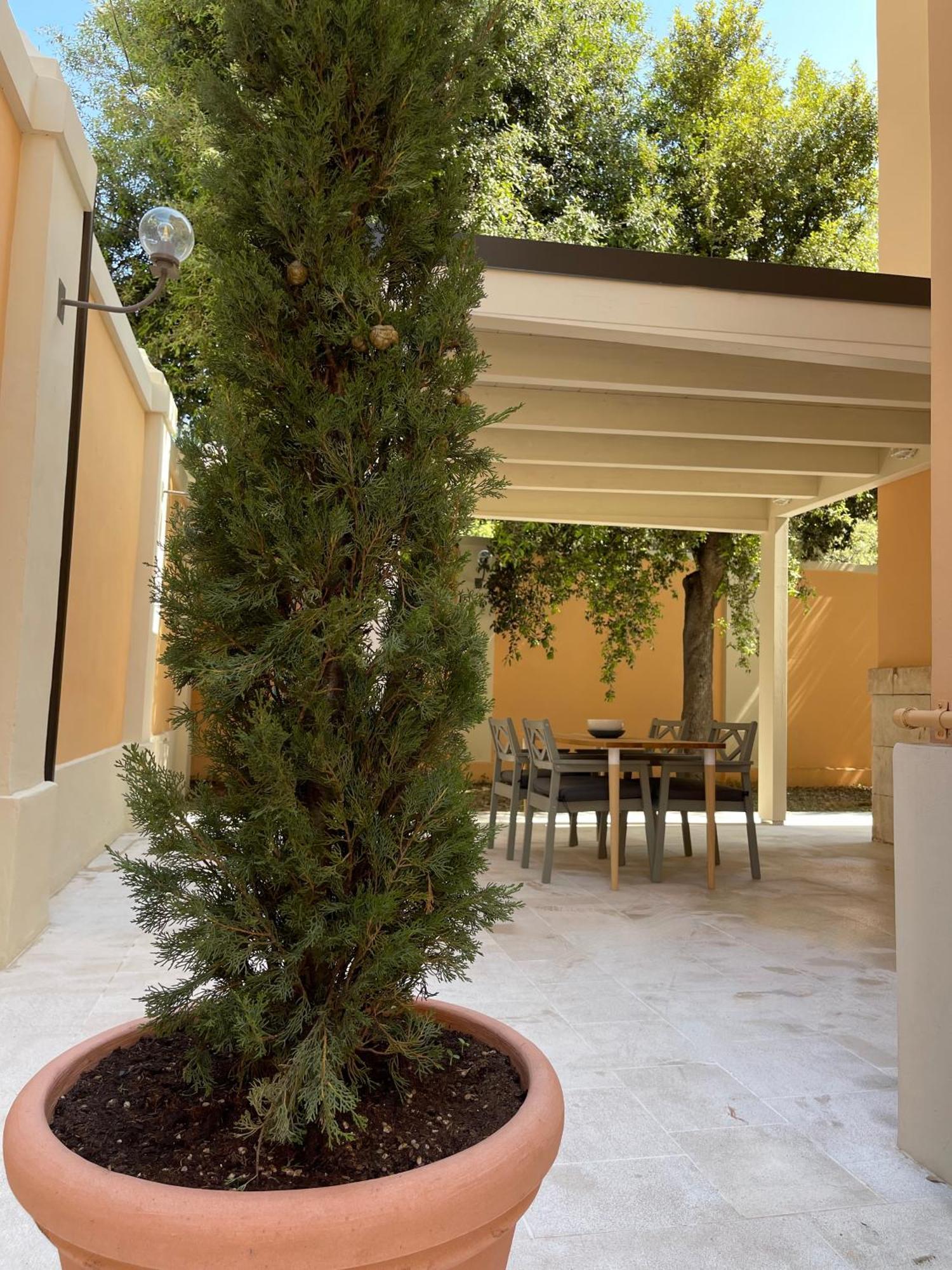 Palazzo Pitagora Hotel ตารันโต ภายนอก รูปภาพ